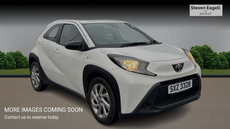 TOYOTA AYGO X