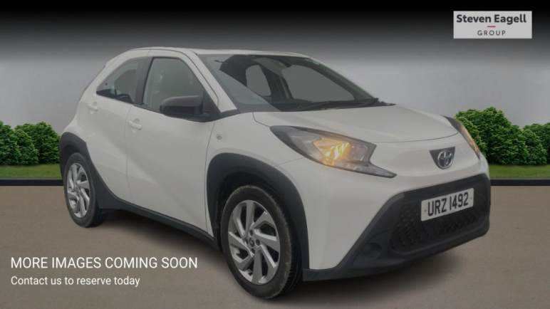 TOYOTA AYGO X