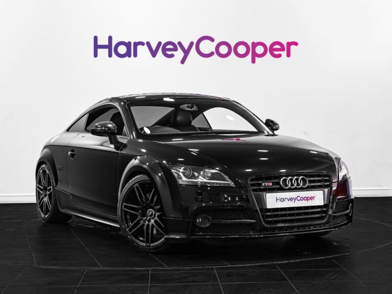 AUDI TT
