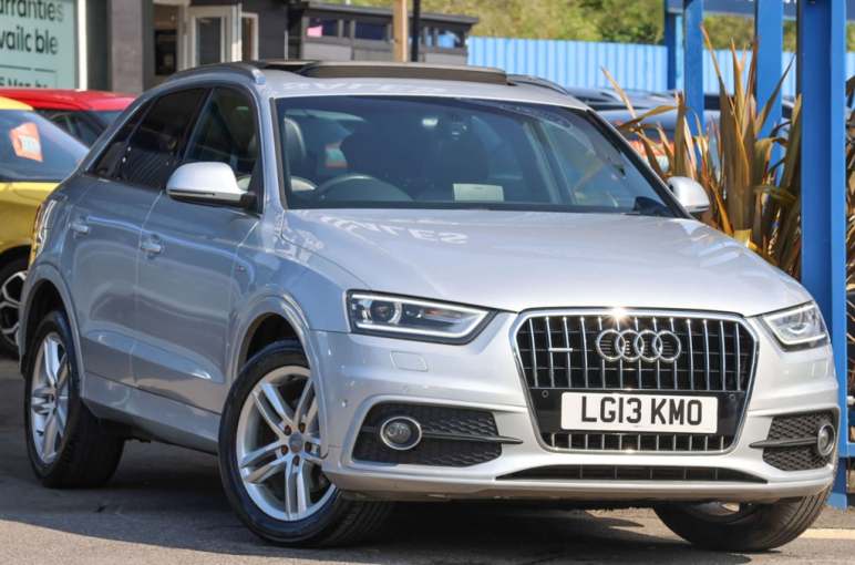 AUDI Q3