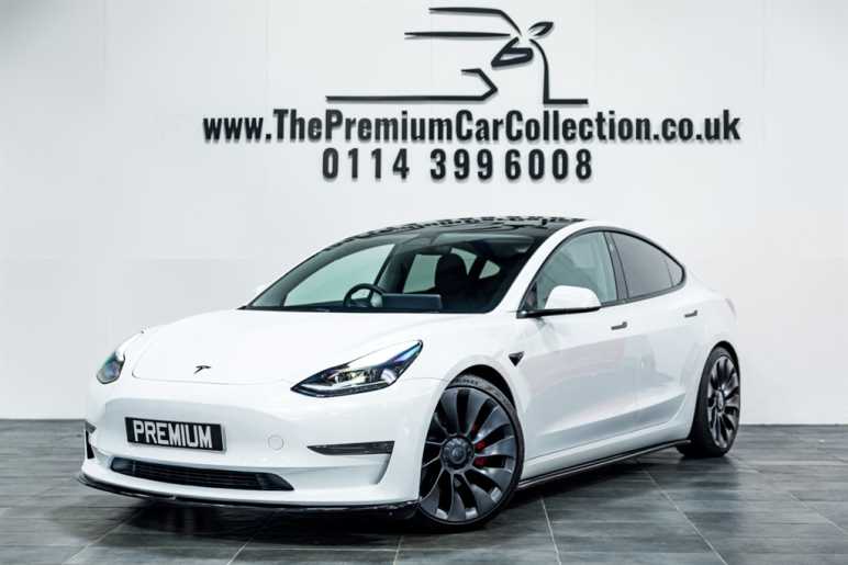 TESLA MODEL 3
