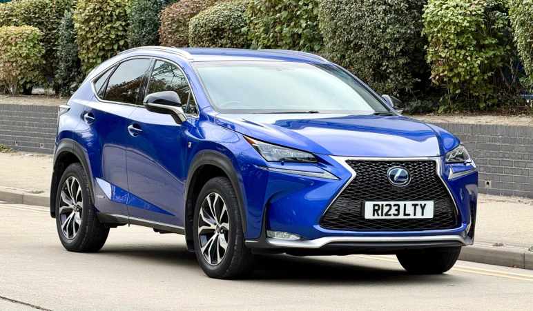 LEXUS NX