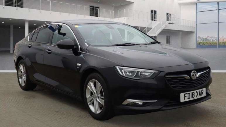 VAUXHALL INSIGNIA