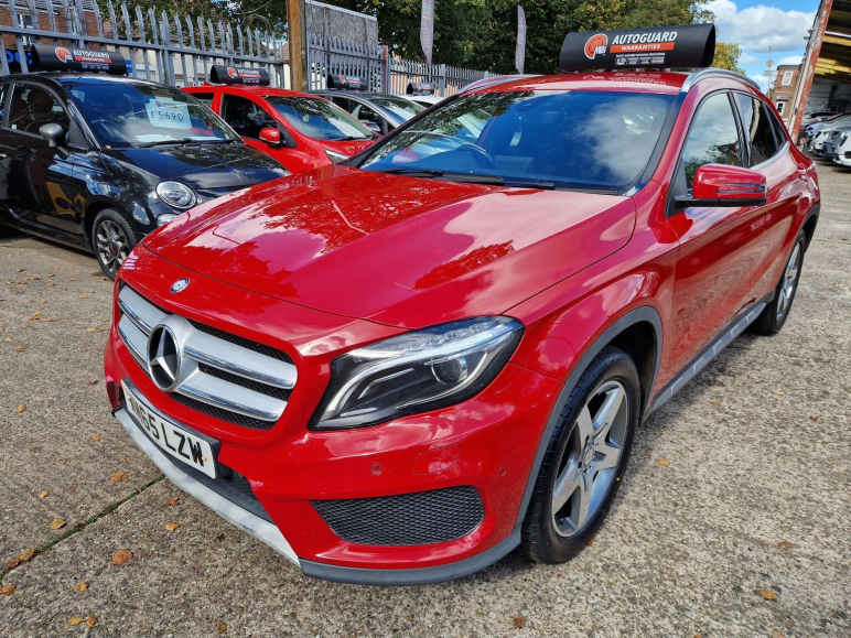 MERCEDES-BENZ GLA