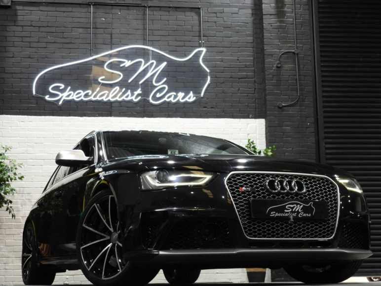 AUDI RS4