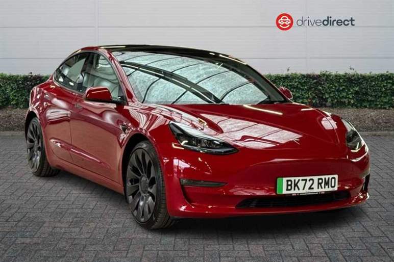 TESLA MODEL 3