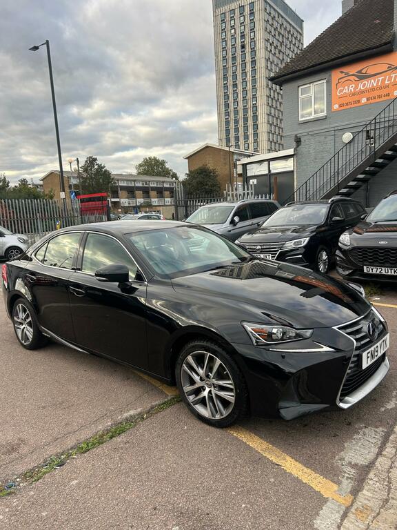 LEXUS IS