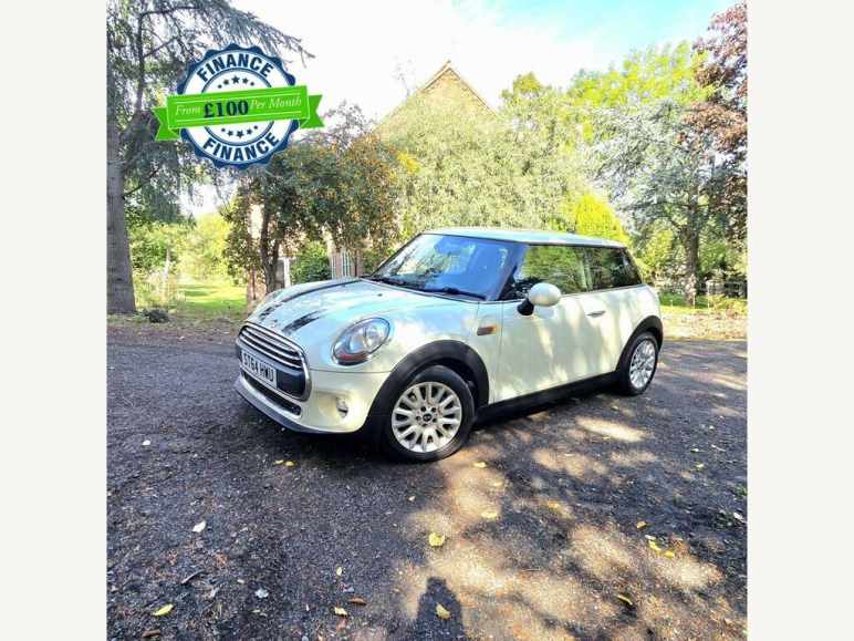 MINI HATCHBACK