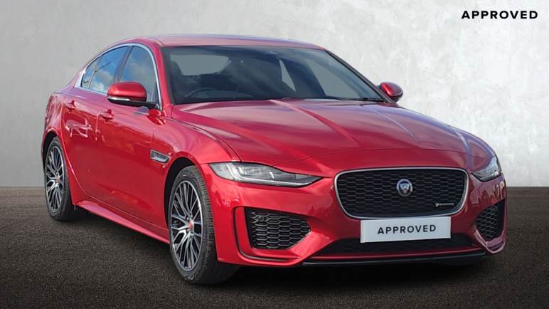 JAGUAR XE