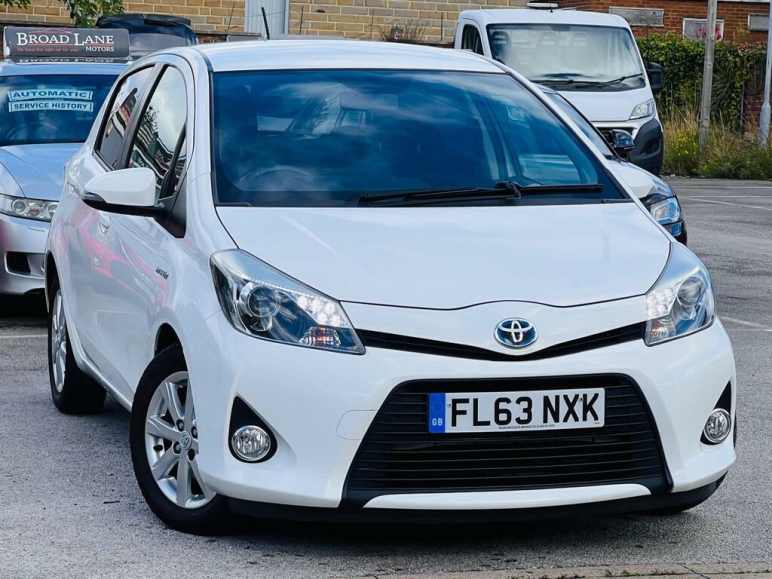 TOYOTA YARIS