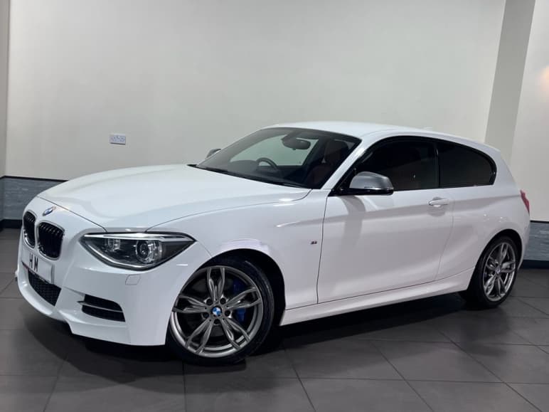 BMW 1 SERIES