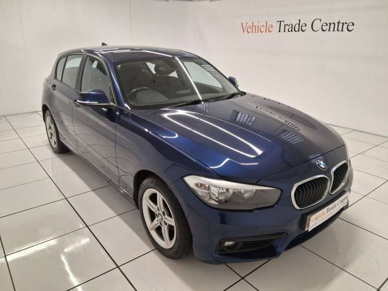 BMW 1 SERIES