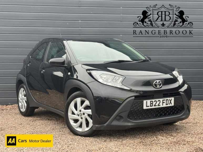 TOYOTA AYGO X