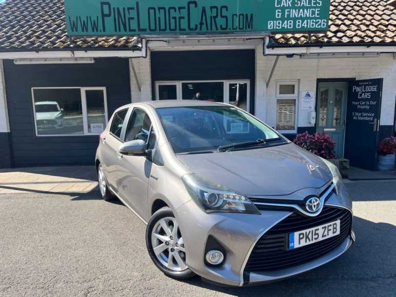TOYOTA YARIS
