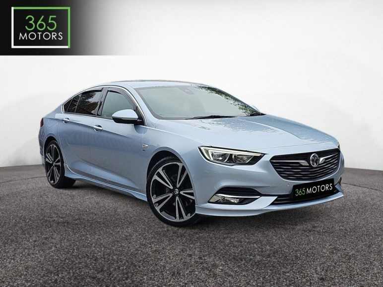 VAUXHALL INSIGNIA