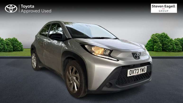 TOYOTA AYGO X