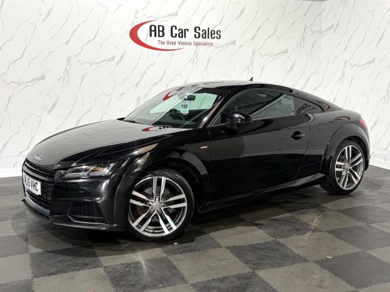 AUDI TT