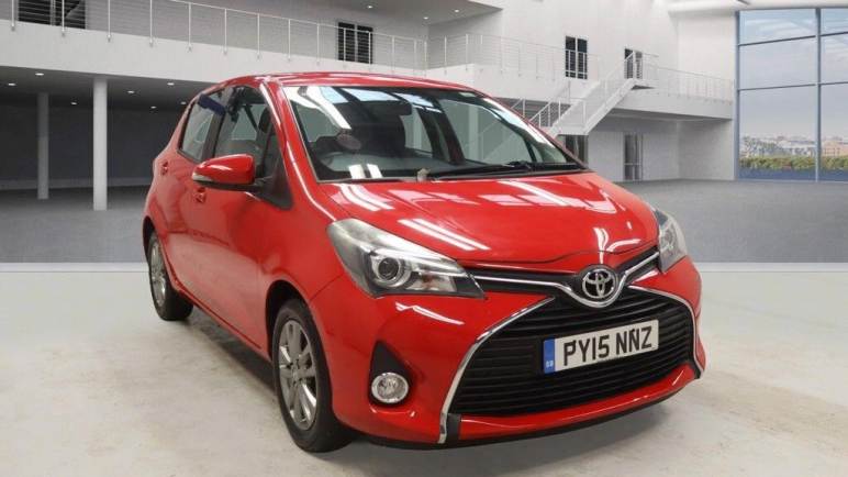 TOYOTA YARIS