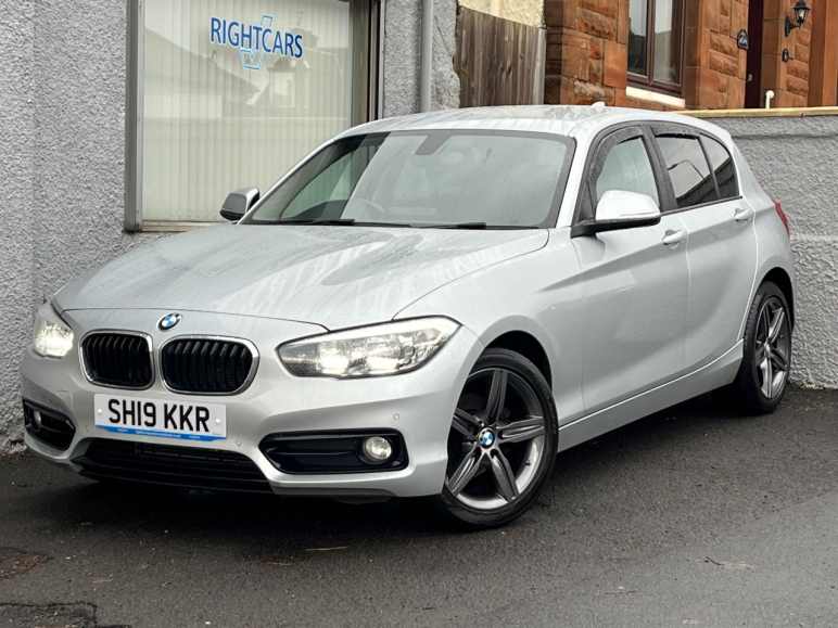 BMW 1 SERIES