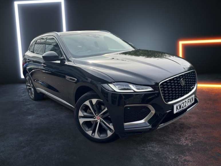 JAGUAR F-PACE