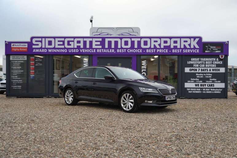 SKODA SUPERB