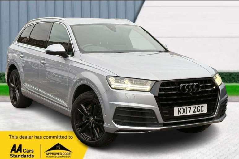 AUDI Q7