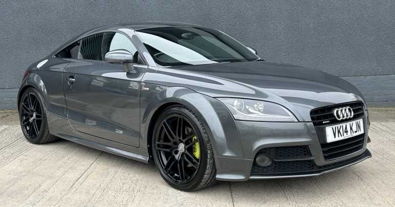 AUDI TT
