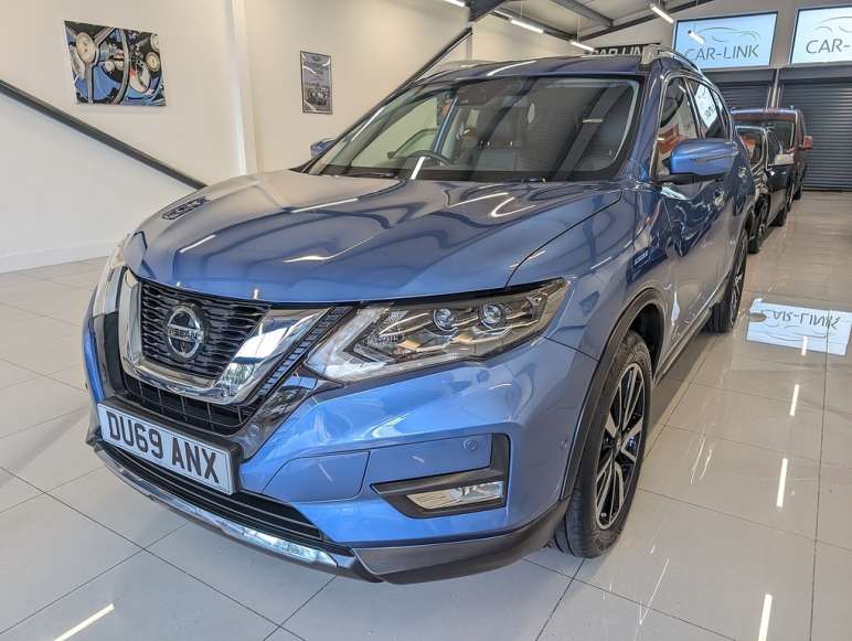 Nissan X-TRAIL