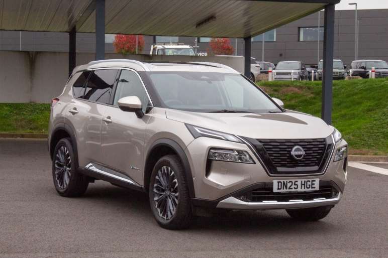 NISSAN X-TRAIL