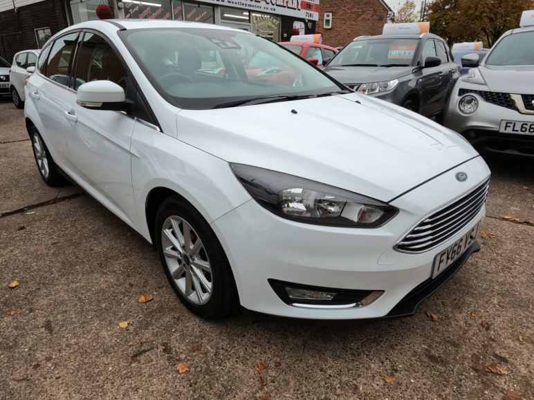 FORD FOCUS