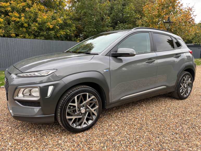 HYUNDAI KONA