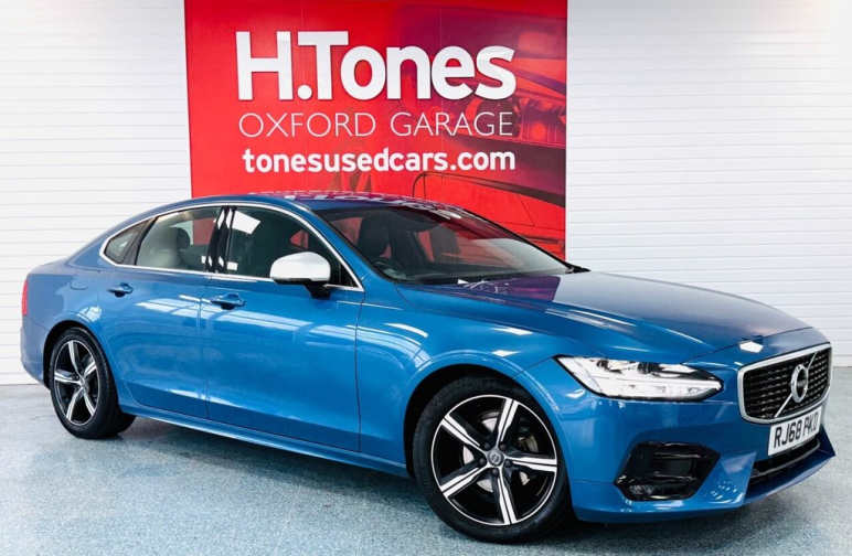 VOLVO S90