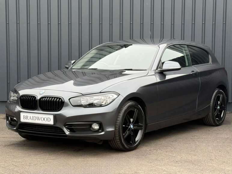 BMW 1 SERIES
