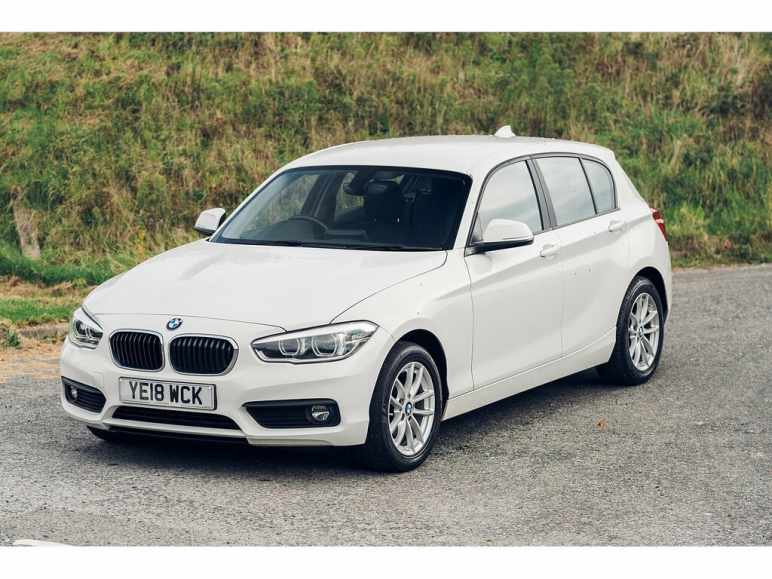 BMW 1 SERIES