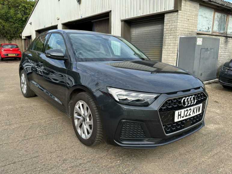 AUDI A1