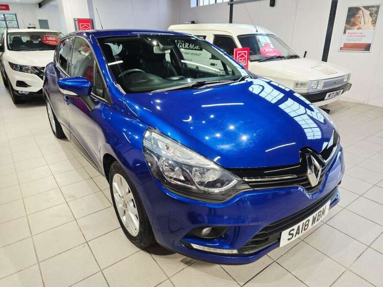 RENAULT CLIO