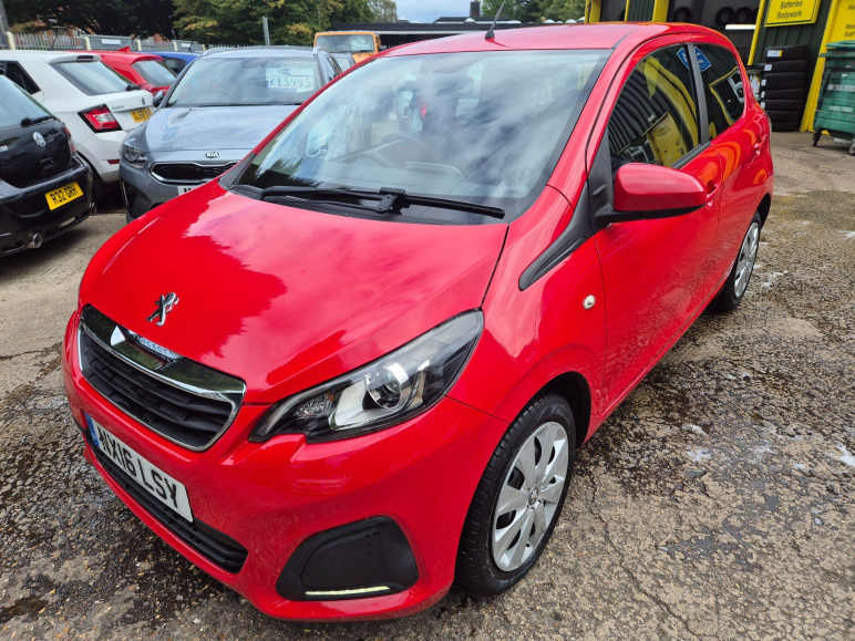 PEUGEOT 108