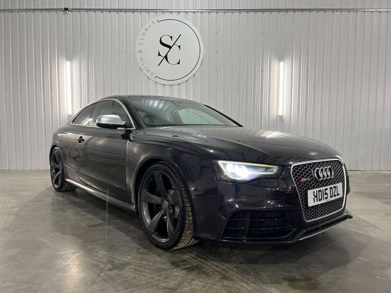 AUDI RS5