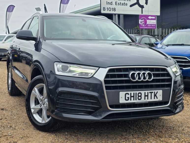 AUDI Q3