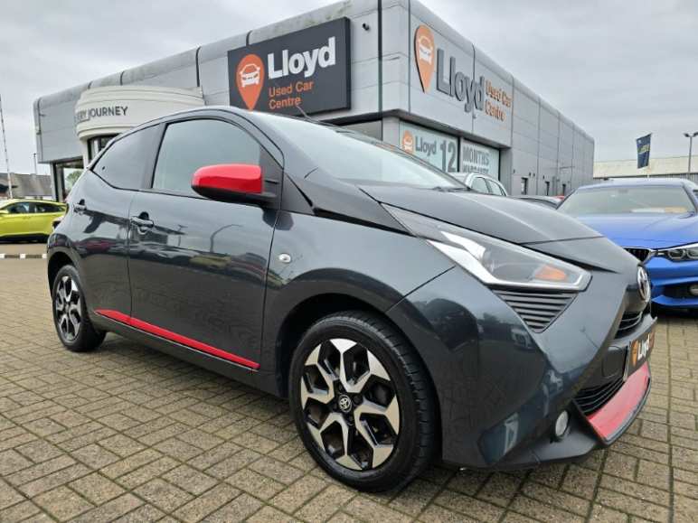 TOYOTA AYGO