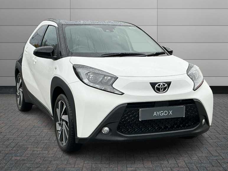 TOYOTA AYGO X