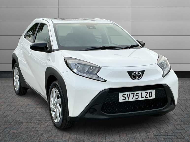 TOYOTA AYGO X