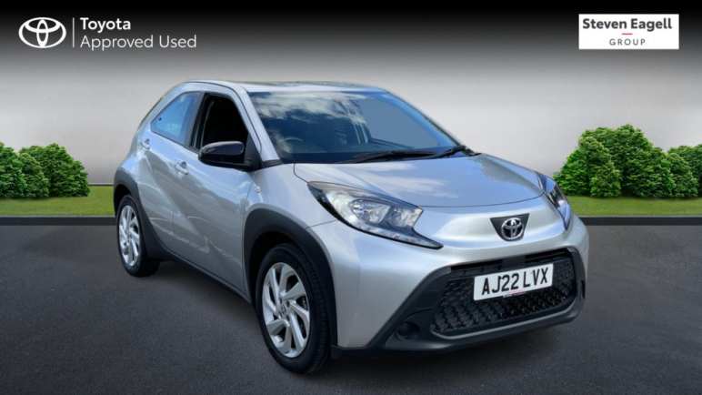TOYOTA AYGO X