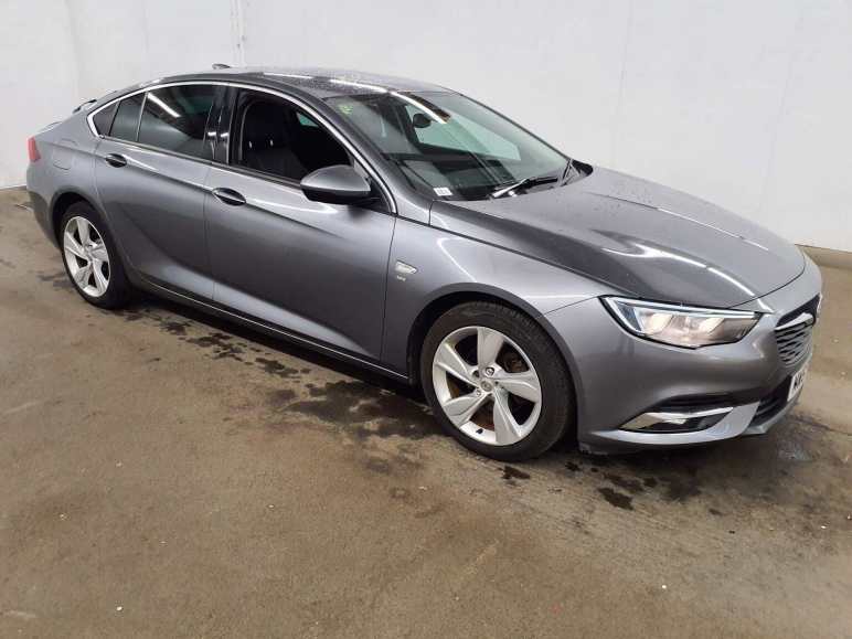 VAUXHALL INSIGNIA