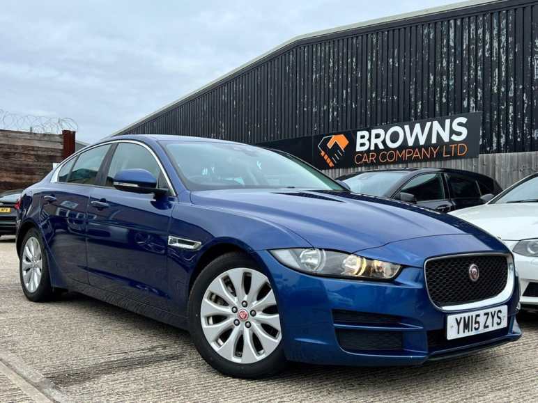 JAGUAR XE