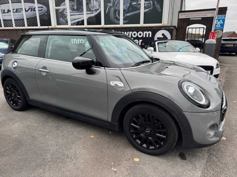 Mini Hatchback