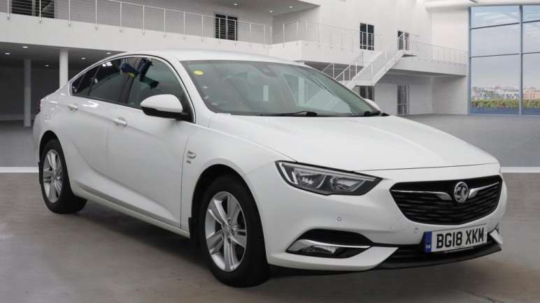 VAUXHALL INSIGNIA