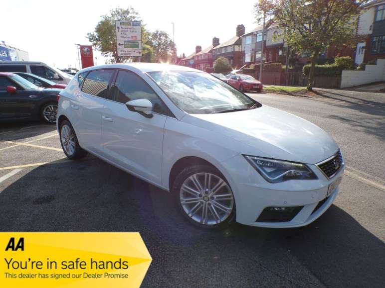 SEAT LEON