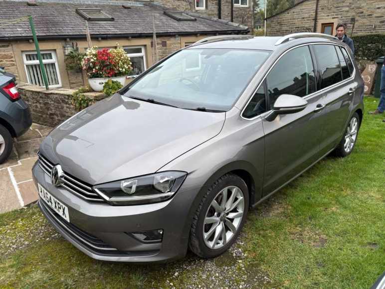 Volkswagen Golf Sv
