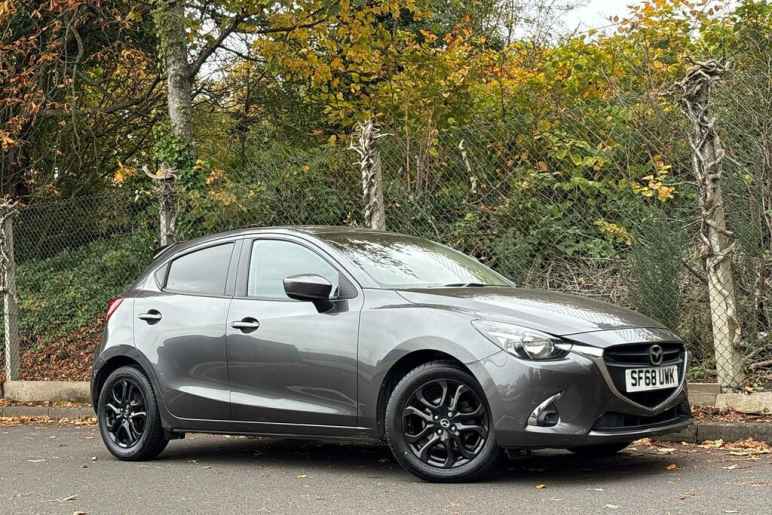MAZDA 2